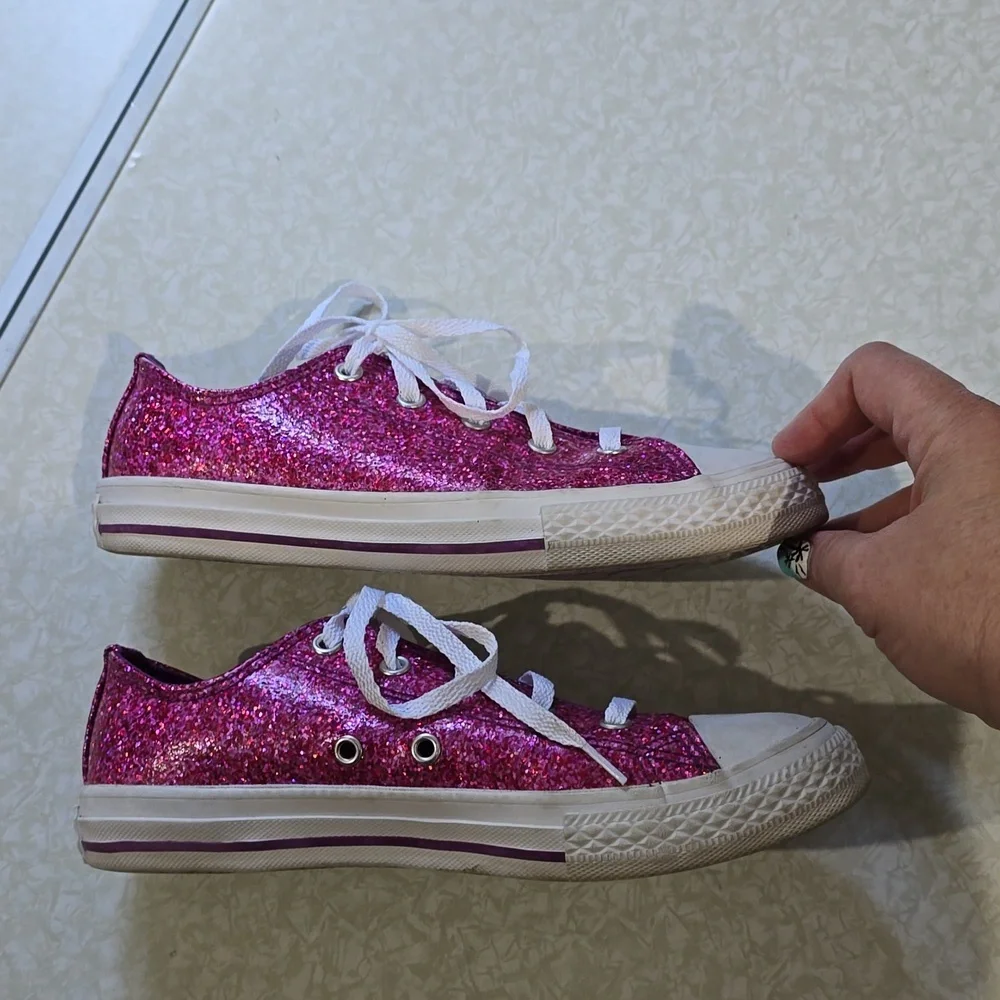Converse Pink Glitter Low All Star Sneakers, Sz 3 Junior‎